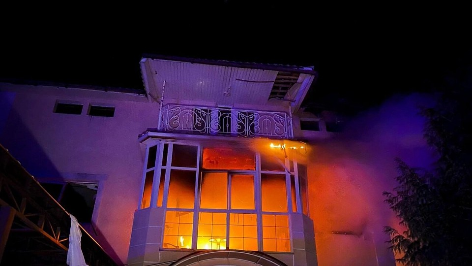 Ucraina, atacată cu sute de drone. O femeie a murit în Harkov, iar alte persoane au fost rănite la Sumî