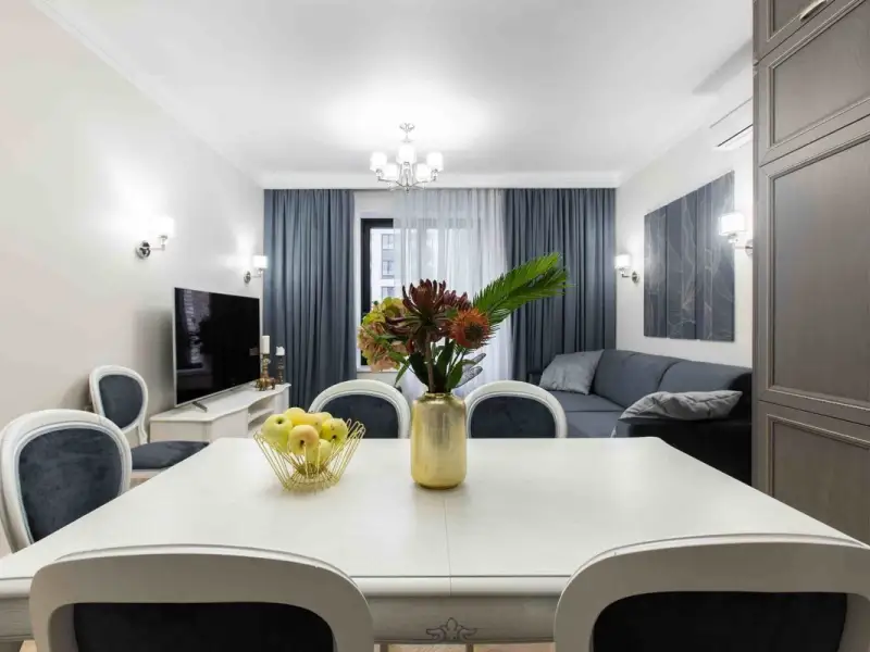 Influente clasice in amenajarea unui apartament de 3 camere si 67 mp