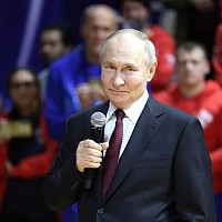 Radosław Sikorski: Europa este deja atacată de Putin. Ce s-a întâmplat în România este un apel de trezire
