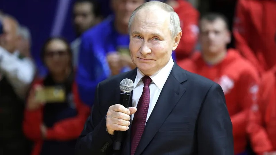 Radosław Sikorski: Europa este deja atacată de Putin. Ce s-a întâmplat în România este un apel de trezire