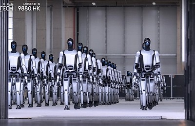 China trimite roboți umanoizi la granița cu Vietnam. S-a semnat un acord de zeci de milioane de dolari