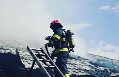 Incendiu la un imobil din Câmpia Turzii, județul Cluj