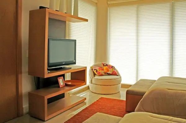 12 modele interesante de comode pentru TV