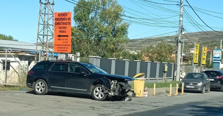 Accident rutier, astăzi, 1 octombrie, pe strada Oașului din Cluj-Napoca
