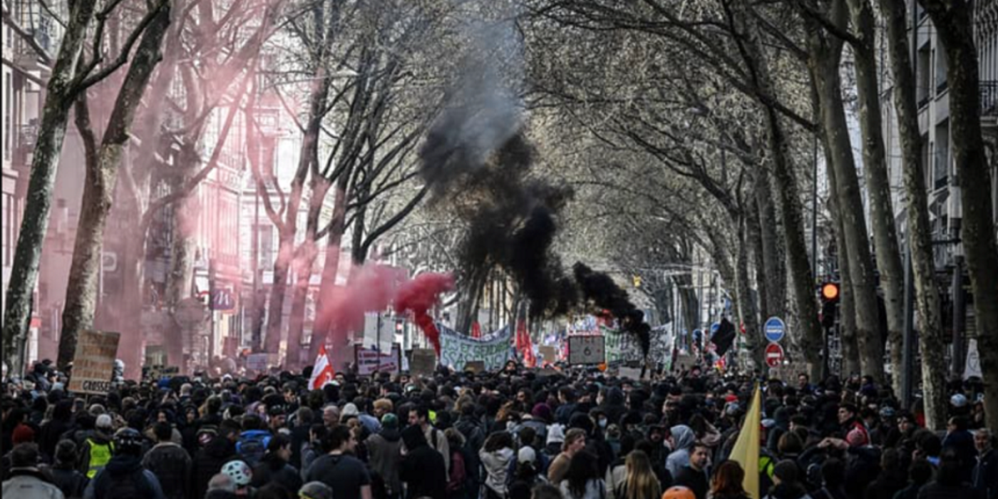 Peste două milioane de manifestanţi în Franţa, anunţă sindicatele, 740.000, potrivit Ministerului francez de Interne