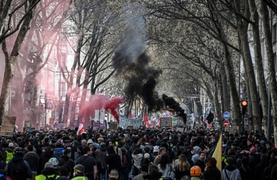 Peste două milioane de manifestanţi în Franţa, anunţă sindicatele, 740.000, potrivit Ministerului francez de Interne