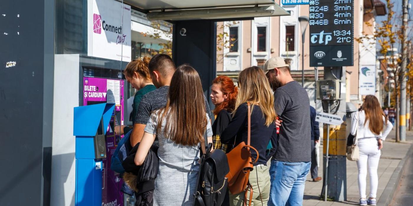 CTP Cluj-Napoca a început eliberarea abonamentelor gratuite și cu reducere pentru studenții