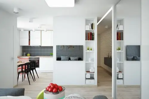 Apartament mic, luminos si compact