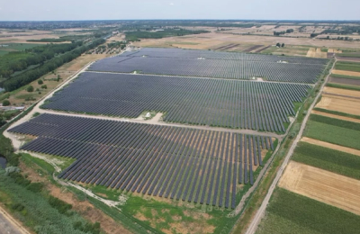 HELLENiQ ENERGY marchează debutul operațional în România: Primele parcuri fotovoltaice au fost conectate la rețea