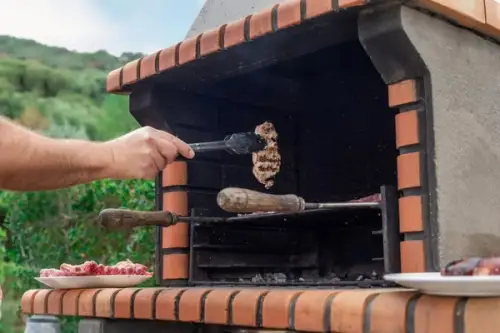 Tipuri de grătare din cărămidă care pot fi construite în grădină