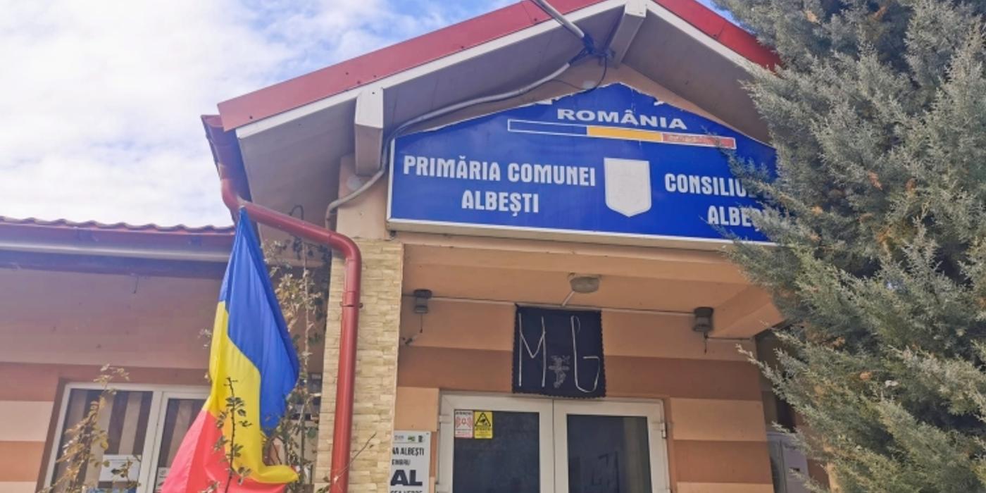 Reorganizare drastică la Albești: Primăria desființează Poliția Locală și elimină aproape 30% din posturile aparatului de specialitate