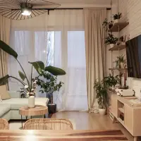 Stil modern-rustic cu influente boho intr-un apartament de 2 camere