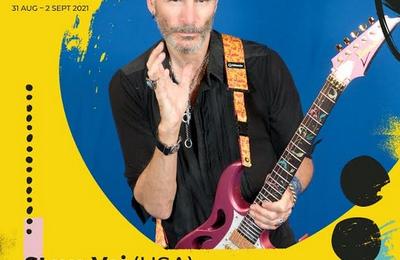 Steve Vai, celebrul chitarist american, vine la conferința Mastering the Music Business din București