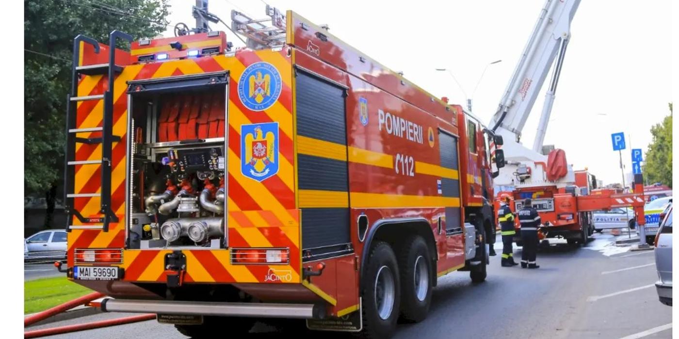 Un incendiu a izbucnit, în această dimineață, în centrul Capitalei. O vilă din apropiere de Guvern a luat foc