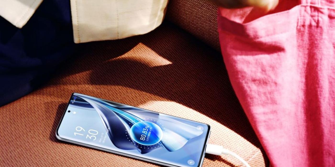 Ecranul AMOLED și încărcarea rapidă a smartphone-ului OPPO Reno10, preferatele pasionaților de tehnologie