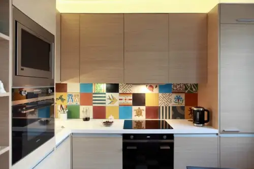 Design modern pentru o bucatarie de 10 metri patrati