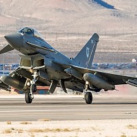 Marea Britanie va apăra Ucraina cu avioane Eurofighter de 100.000.000 $ bucata. Trump „va lua foc”
