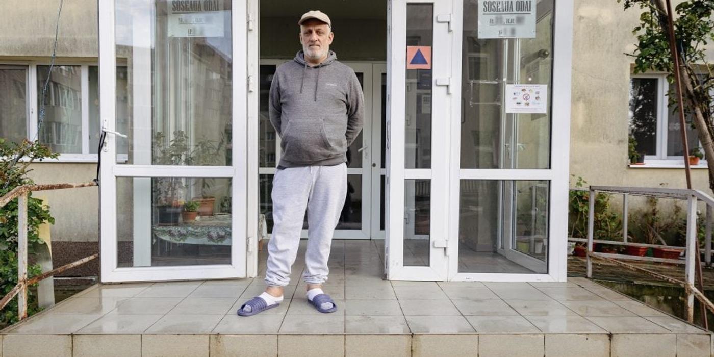 REPORTAJ. Au primit locuință socială după mai bine de 20 de ani de așteptare: „Aveam bilete pentru Anglia, când ne-au anunțat”