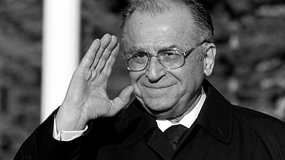 Când și unde va fi înmormântat Ion Iliescu. Joi, zi de doliu național / Ceremonia de înhumare, doar în prezența familiei