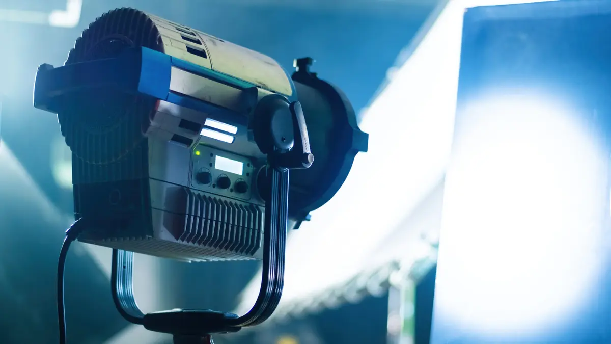 Videoproiector normal sau videoproiector laser? Cum să alegi cea mai bună opțiune pentru nevoile tale