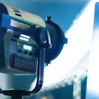 Videoproiector normal sau videoproiector laser? Cum să alegi cea mai bună opțiune pentru nevoile tale