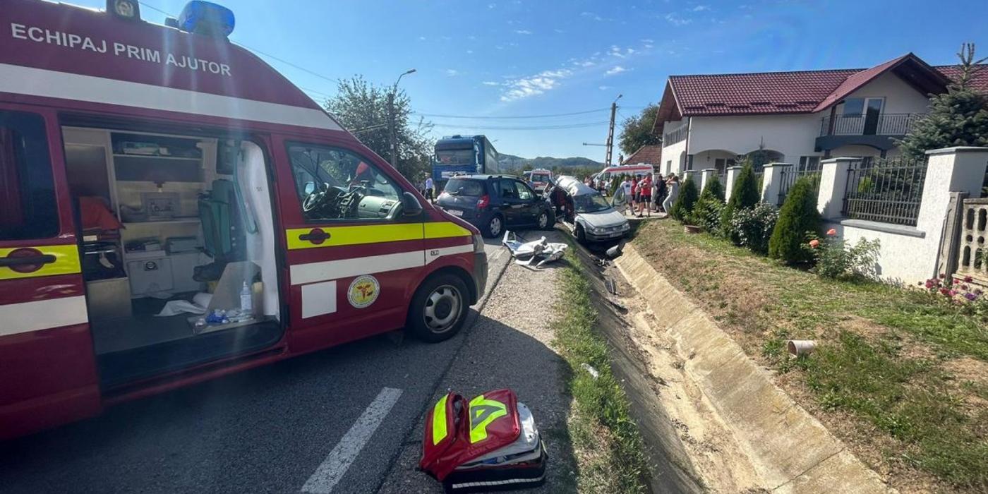 Accident de circulație grav, miercuri după-amiaza pe DN1C, pe raza localității Câțcău