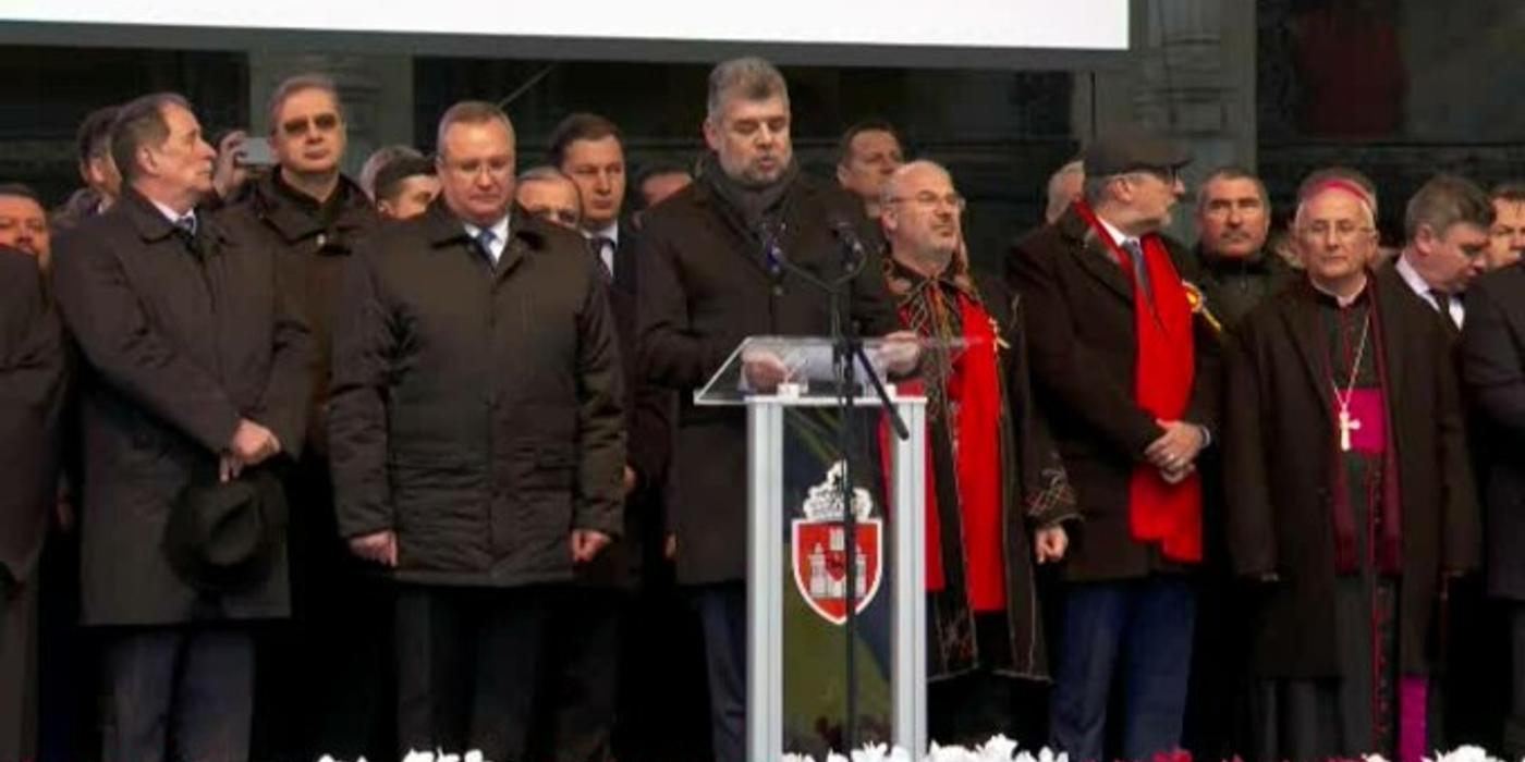 Președintele PSD, Marcel Ciolacu, a fost huiduit la Iași, de Ziua Unirii: ”Mulțumesc mult. Eu chiar vă iubesc!”