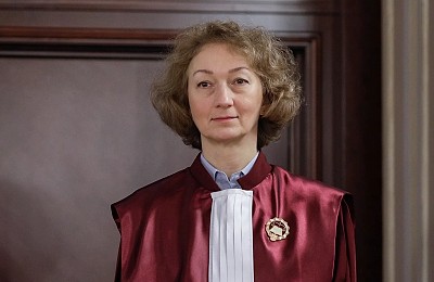Simina Tănăsescu este noul președinte al CCR. E prima femeie care ocupă această funcție de la înființarea Curții