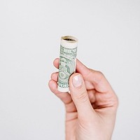 Lovitură pentru antreprenori: Cât te costă real să scoți dividendele anul acesta și de ce firmele de servicii sunt cele mai afectate