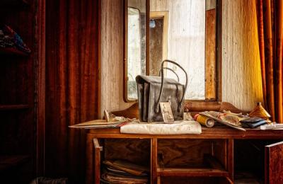 Avantajul de a-ti vinde geanta de lux la o casa de amanet: Criterii de evaluare si branduri valoroase