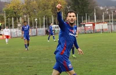 Victorie în ploaie! Steaua pleacă cu toate punctele de la Câmpulung Muscel