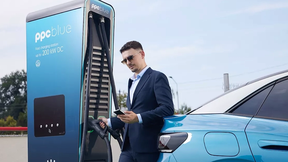 Parteneriat strategic pentru mobilitate verde: PPC Blue instalează 100 de puncte de încărcare în rețeaua Selgros