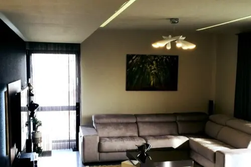 Uptown Apartment, o locuinta din Bucuresti amenajata in stil neo-pop