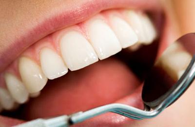 Populația defavorizată din Cluj-Napoca ar putea beneficia de servicii stomatologice gratuite