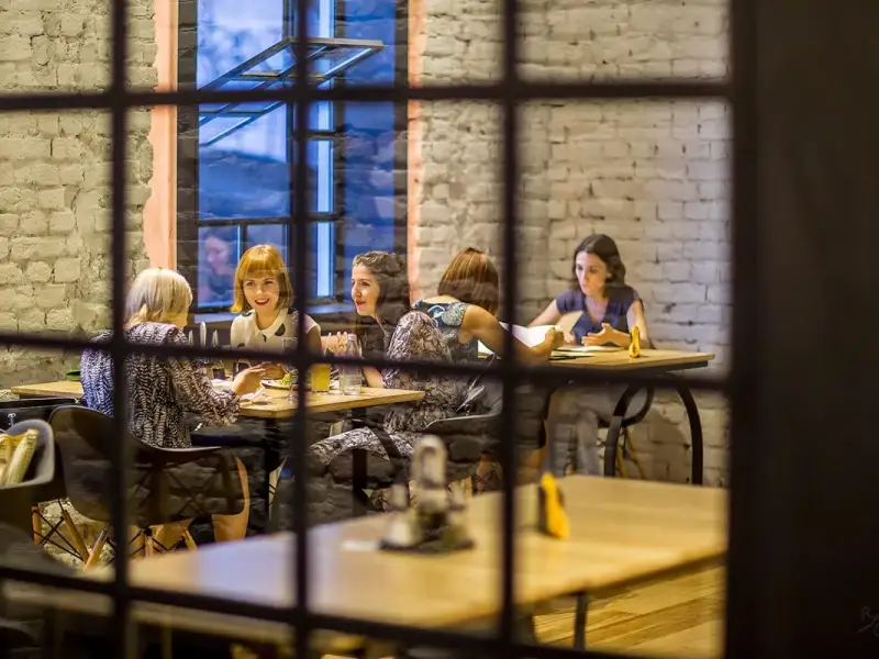 Alt Shift: un gastropub in stil industrial chic in inima capitalei