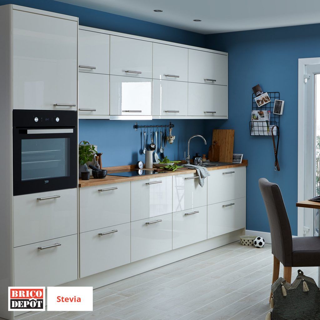 Modele de bucatarii realizate cu mobilier modular