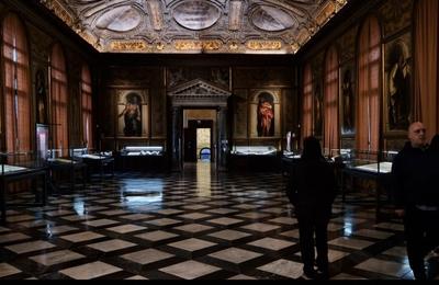 Primăria Cluj-Napoca va oferi vouchere pentru activități culturale elevilor de clasa a IX-a, începând de anul viitor