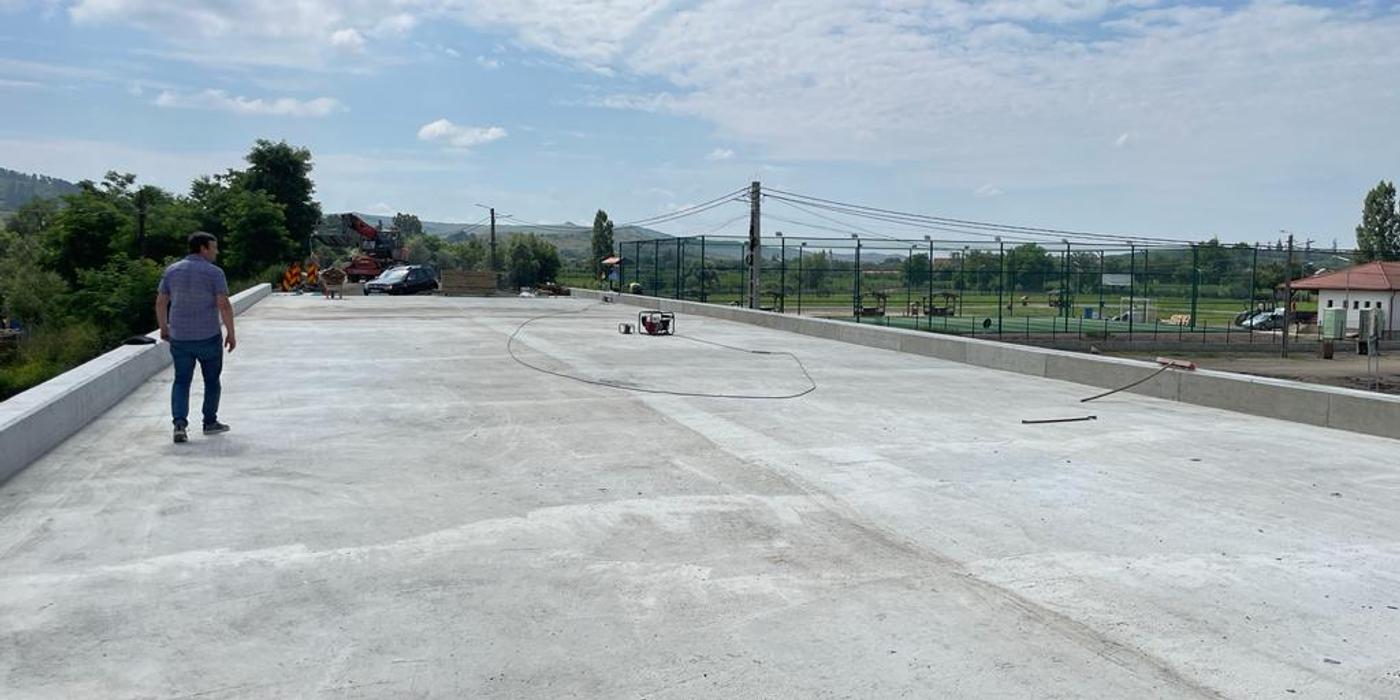 Podul peste Someșul Mic din localitatea Bonțida, finalizat în numai 3 luni