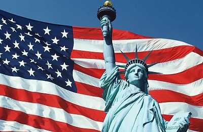 Americanii râd de francezi: Fără noi, vorbeați germană