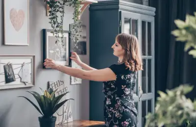 Ce trebuie să știi despre mecanismele și accesoriile care îți influențează mobilierul