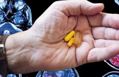 3 medicamente care interacționează puternic cu suplimentele pe bază de plante