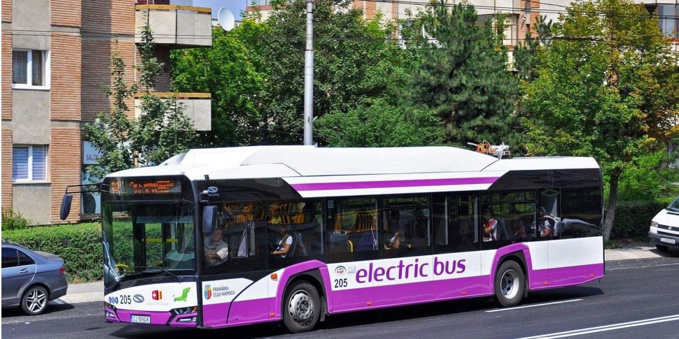 Survin modificări în programul de circulație al mijloacelor de transport în comun cât elevii clujeni au vacanță