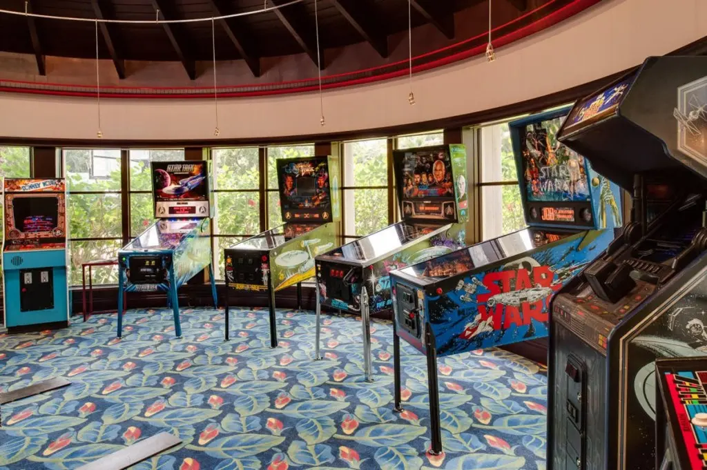 Casa-Muzeu Star Trek de vanzare!