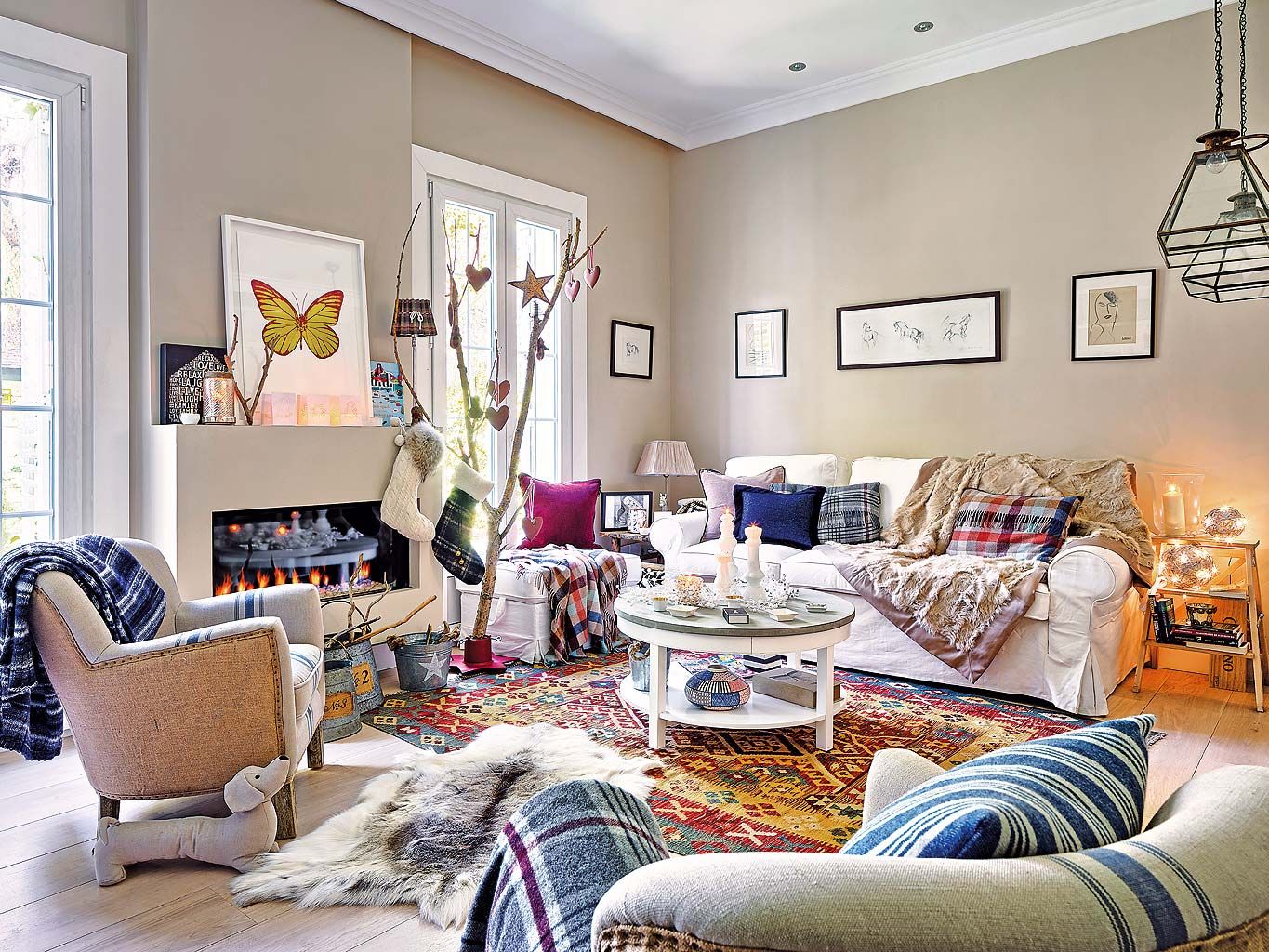 O casa vesela amenajata de sarbatoare