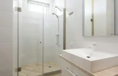 Shower Enclosure with Glass Walls: Advantages, Disadvantages, Types