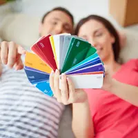 Tendințe Moderne în Designul Interior al Casei: Palete de Culori Populare și Materiale Naturale