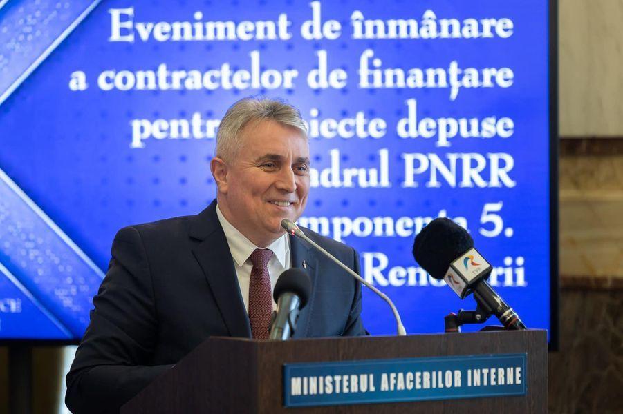 Lucian Bode: Proiectele de investiţii prin PNRR o prioritate instituţională pentru MAI / 25 de noi contracte semnate / Ce presupun lucrările
