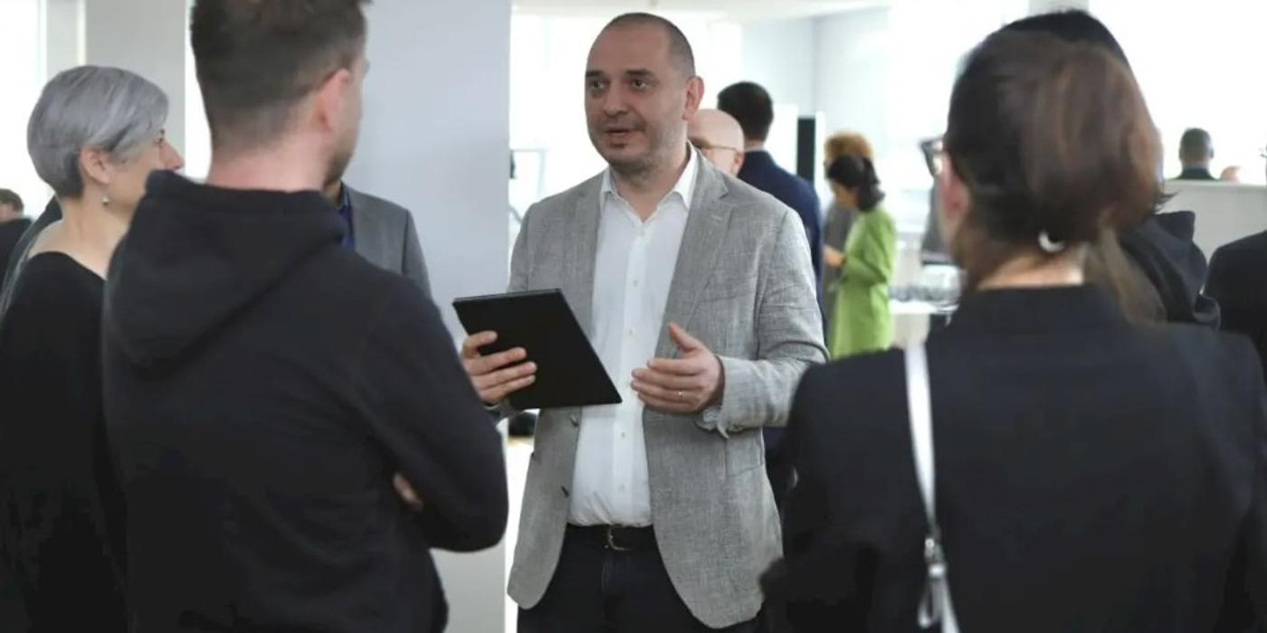 Bucureștenii sunt invitați astăzi, 6 iulie 2023, la discuția cu primarul, ce va avea loc în Parcul Motodrom