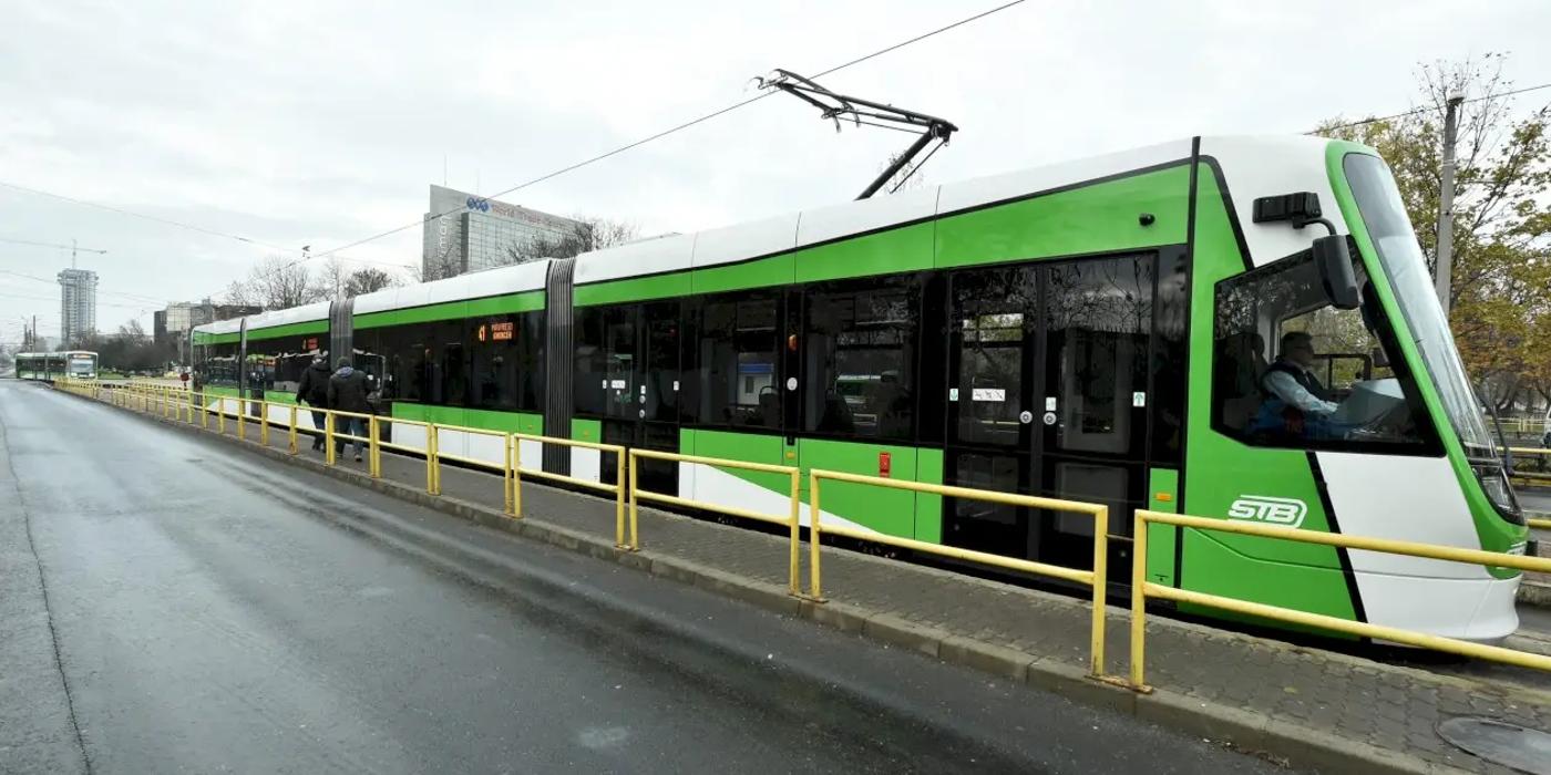 Au fost începute lucrările de reabilitare și consolidate la Podul Grant. Din toamnă, tramvaiele liniei 41 vor circula pe un singur fir