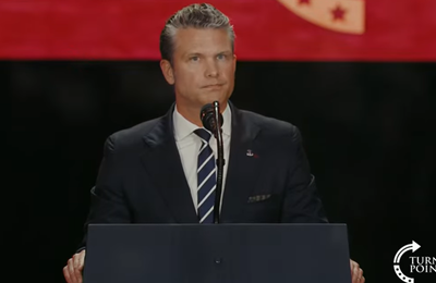 Pete Hegseth a pus capăt ideologiei woke în armata SUA: Gata cu bărbații în rochii! Gata cu cultul schimbărilor climatice! E inacceptabil să vezi generali și amirali grași pe coridoarele Pentagonului
